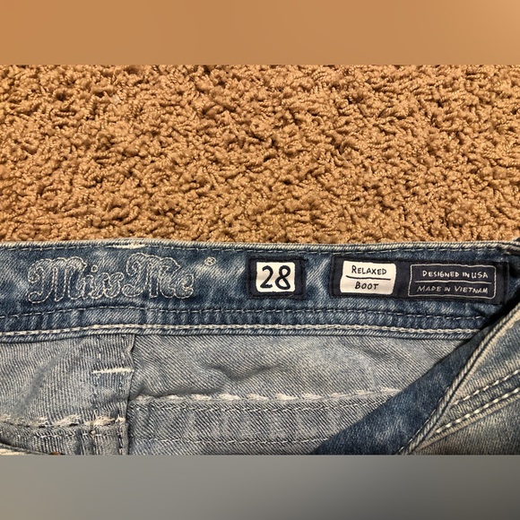 Miss Me Relaxed Boot Cut Jeans - Picture 3 of 5